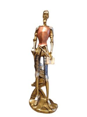 Quijote De Pie Con Libros 25cm